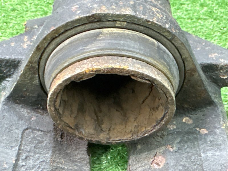 Суппорт тормозной Kia Ceed 1