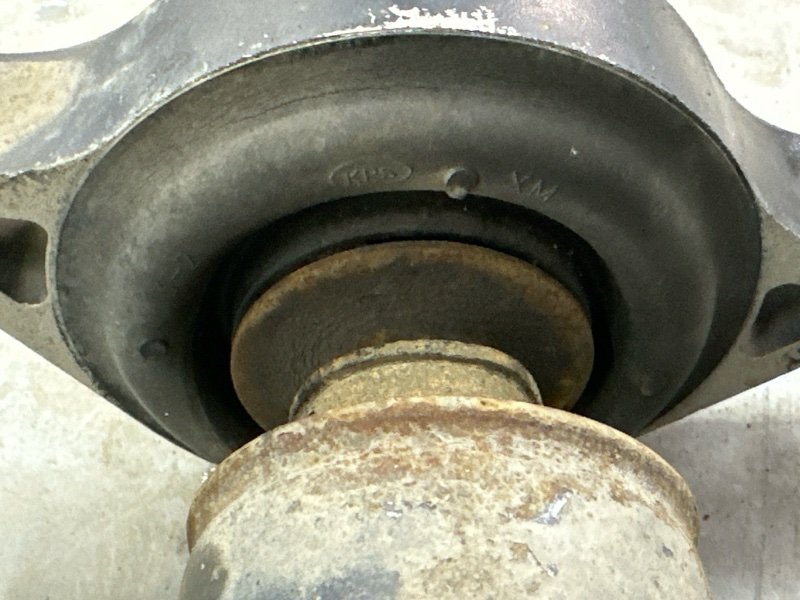 Карданный вал Kia Sportage 3 2015 SL