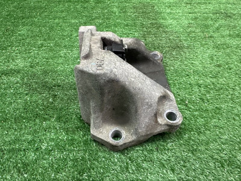 Кронштейн кпп Kia Sportage 3 2015 SL