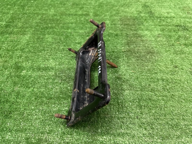 Кронштейн усилителя бампера Kia Sportage 3 2015 SL