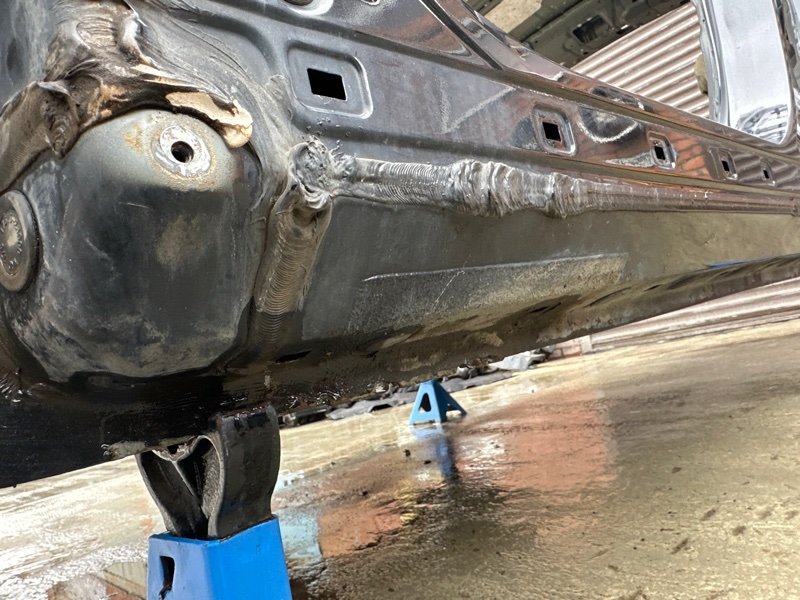 Порог со стойкой Kia Sportage 3 2015 SL