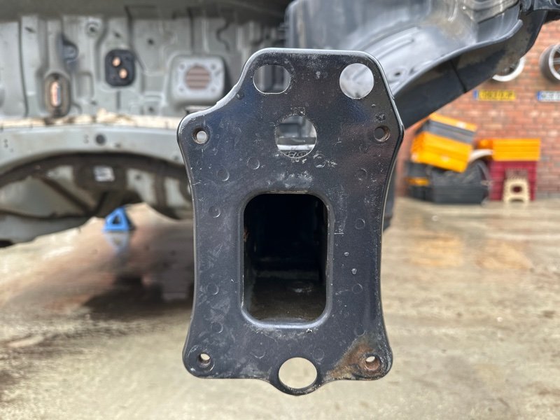 Четверть (лонжерон) Kia Sportage 3 2015 SL