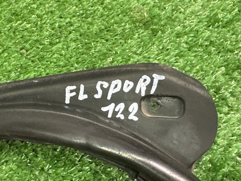 Уплотнитель двери Kia Sportage 3 2015 SL