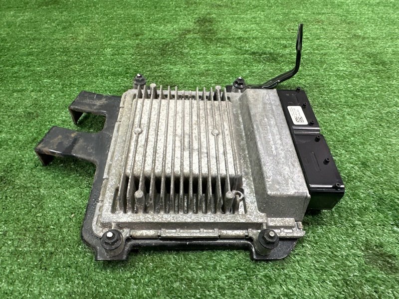 Блок управления двигателем (ЭБУ) Kia Sportage 3 2015 SL