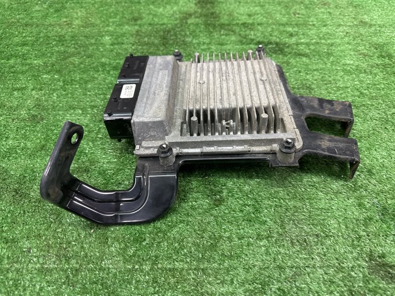 Блок управления двигателем (ЭБУ) Kia Sportage 3 2015 SL