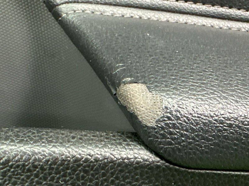 Обшивка двери Kia Sportage 3 2015 SL