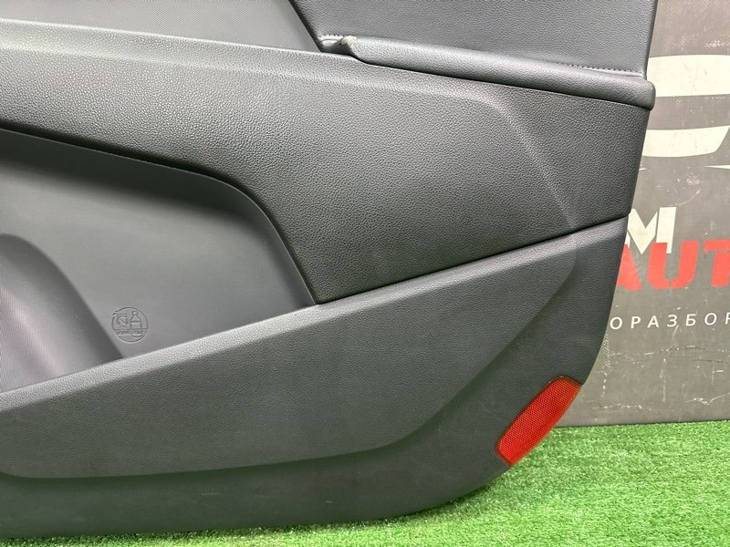 Обшивка двери Kia Sportage 3 2015 SL