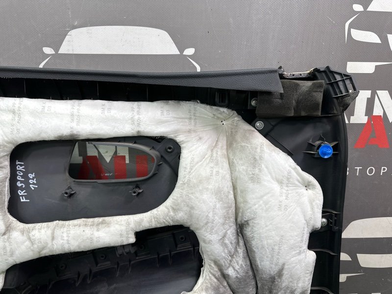 Обшивка двери Kia Sportage 3 2015 SL