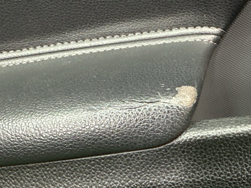 Обшивка двери Kia Sportage 3 2015 SL