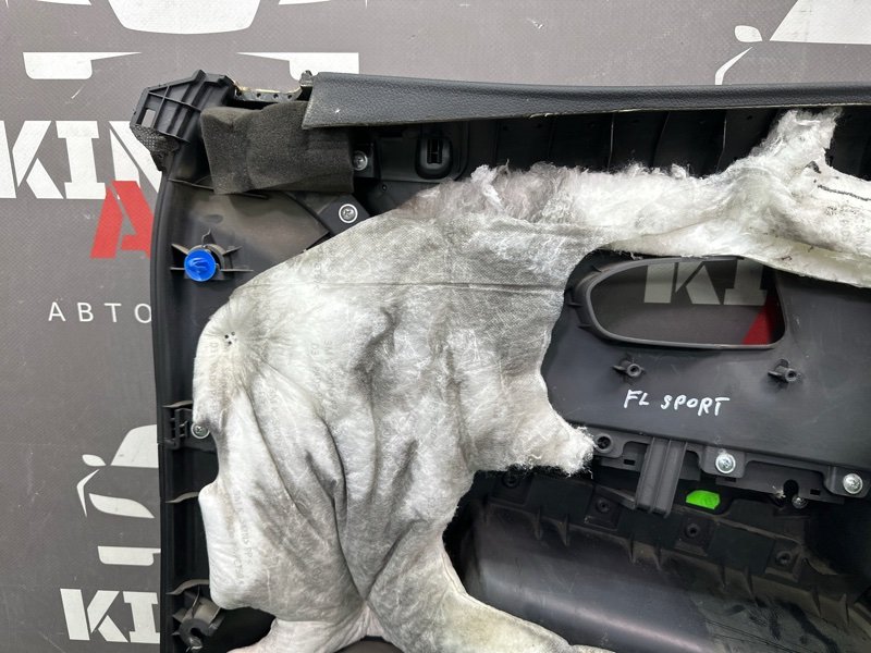 Обшивка двери Kia Sportage 3 2015 SL