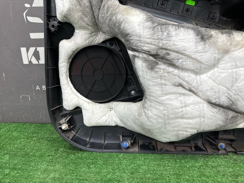 Обшивка двери Kia Sportage 3 2015 SL