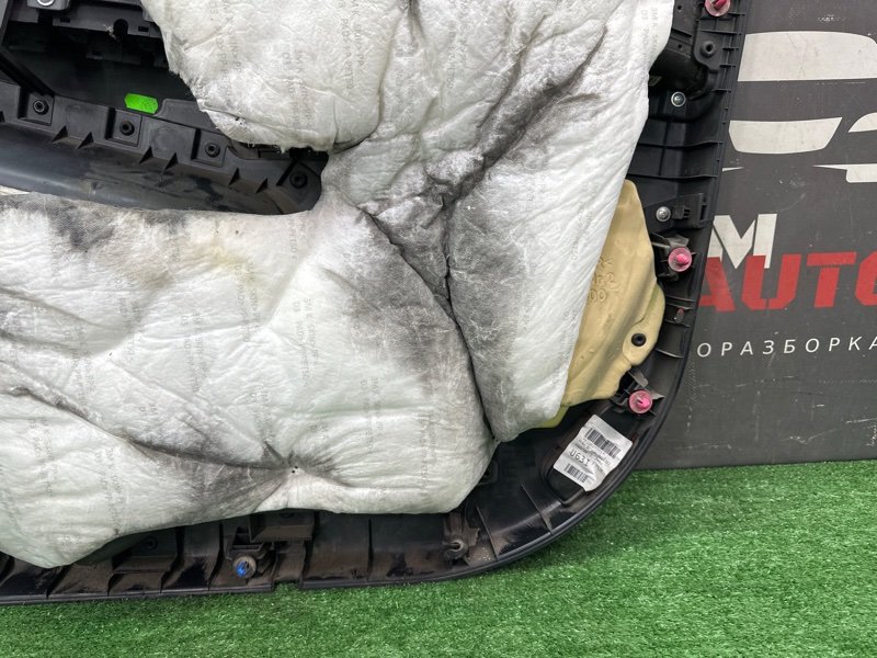 Обшивка двери Kia Sportage 3 2015 SL