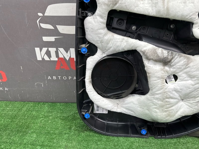 Обшивка двери Kia Sportage 3 2015 SL