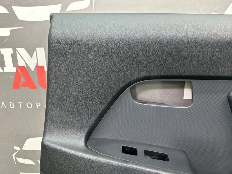 Обшивка двери Kia Sportage 3 2015 SL