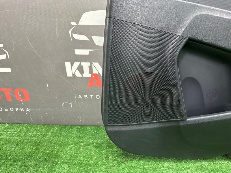 Обшивка двери Kia Sportage 3 2015 SL