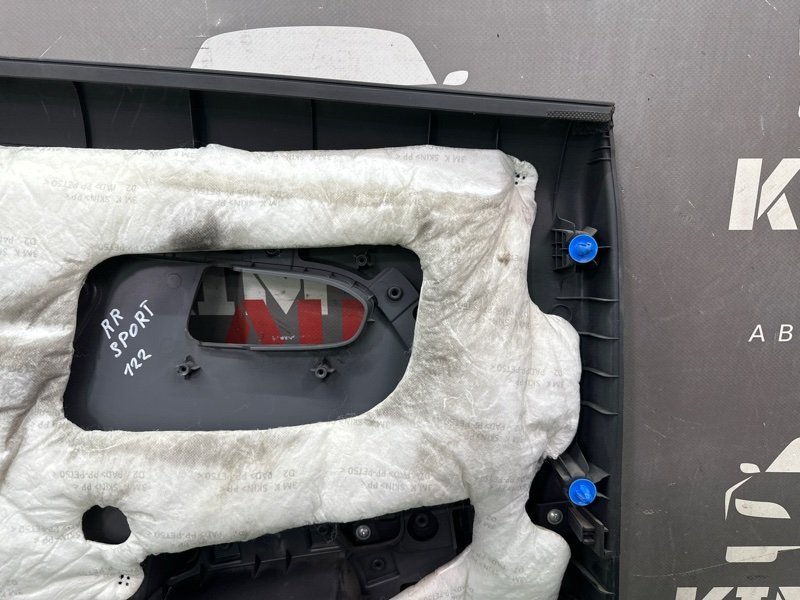Обшивка двери Kia Sportage 3 2015 SL