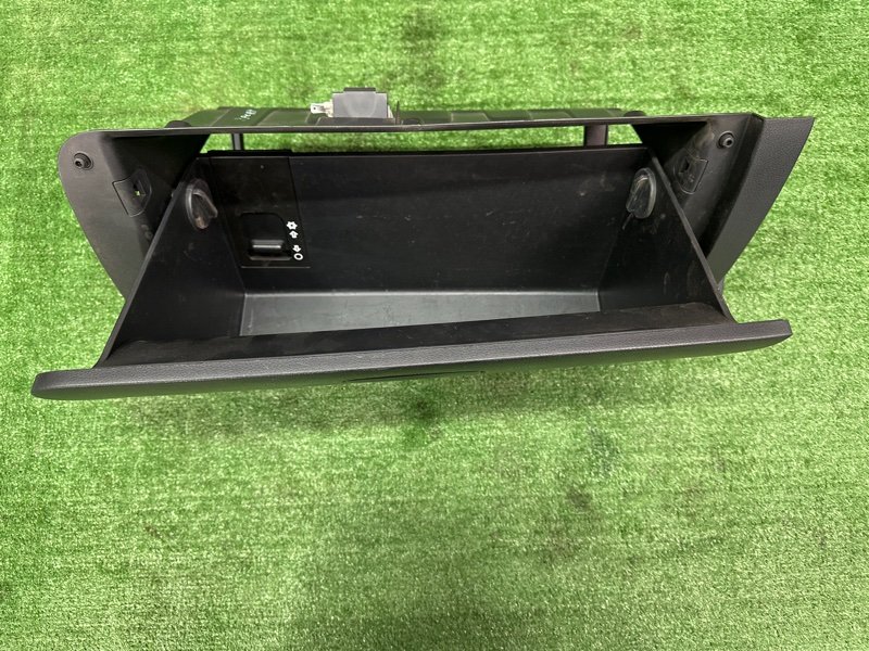 Бардачок Kia Sportage 3 2015 SL