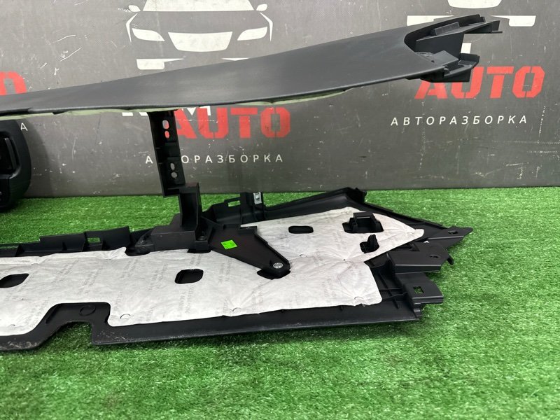 Центральная Консоль с подлокотником Kia Sportage 3 2015 SL