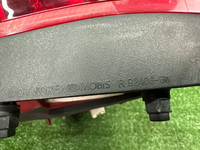 Фонарь в крышку багажника Kia Sportage 3 2015 SL