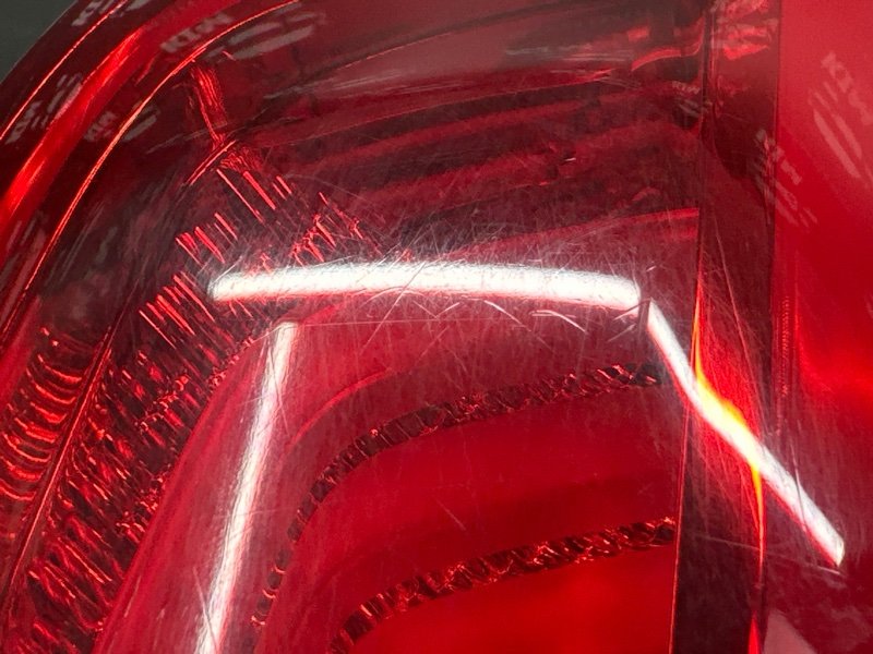 Фонарь в крышку багажника Kia Sportage 3 2015 SL