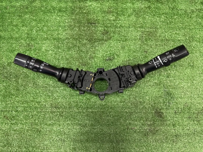 Подрулевой переключатель света Kia Sportage 3 2015 SL