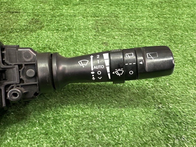 Подрулевой переключатель света Kia Sportage 3 2015 SL