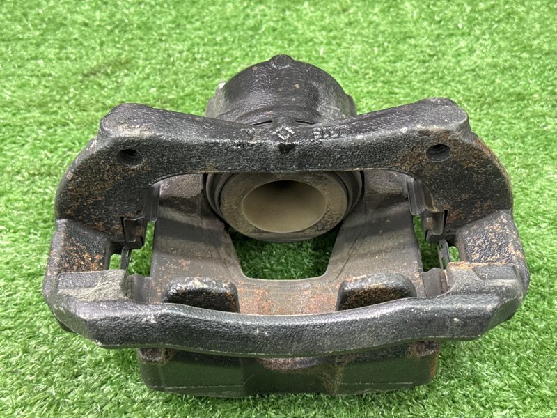 Суппорт тормозной Opel Astra J