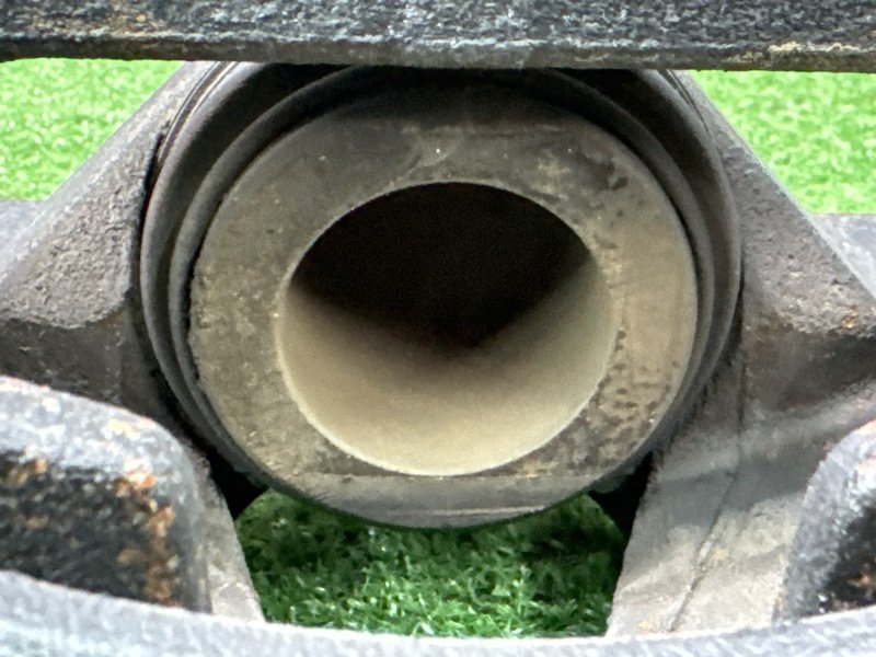 Суппорт тормозной Opel Astra J