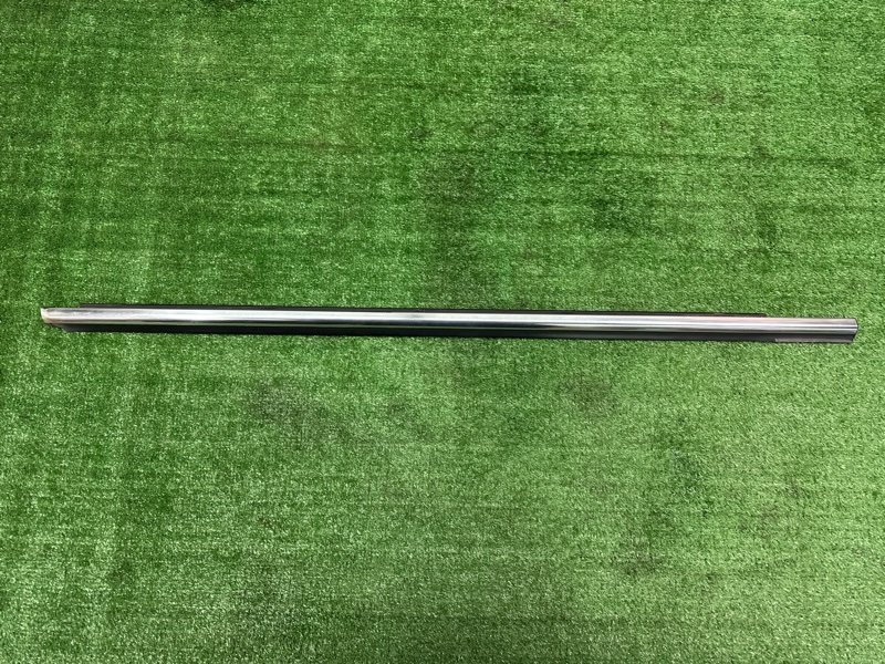 Уплотнитель стекла наружный (Бархотка) Kia Sportage 3 2015 SL