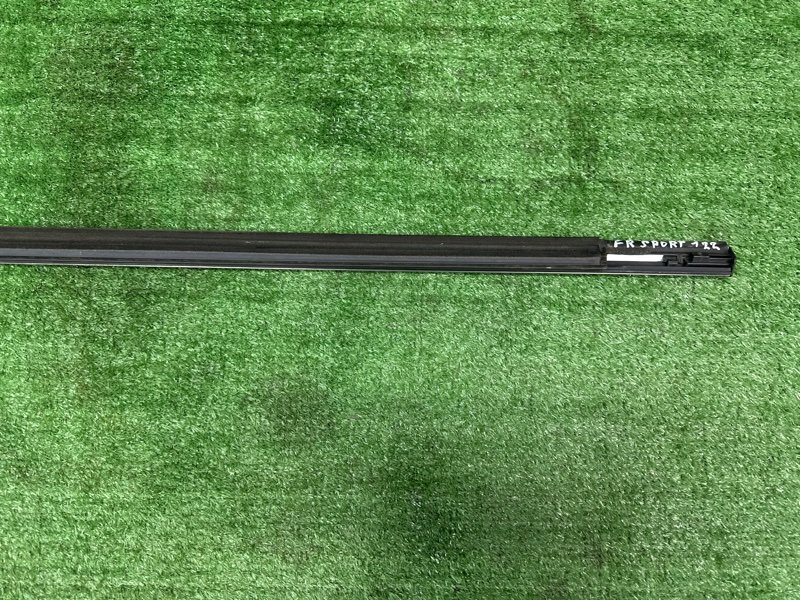 Уплотнитель стекла наружный (Бархотка) Kia Sportage 3 2015 SL