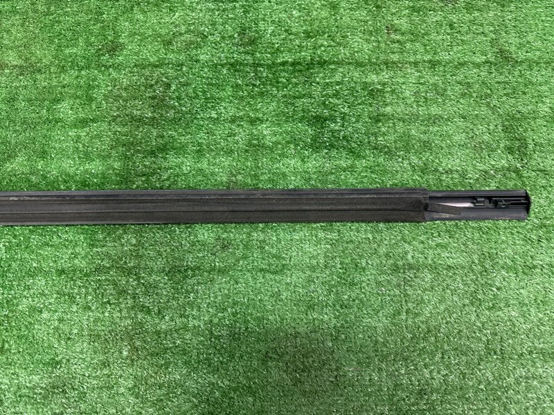 Уплотнитель стекла наружный (Бархотка) Kia Sportage 3 2015 SL