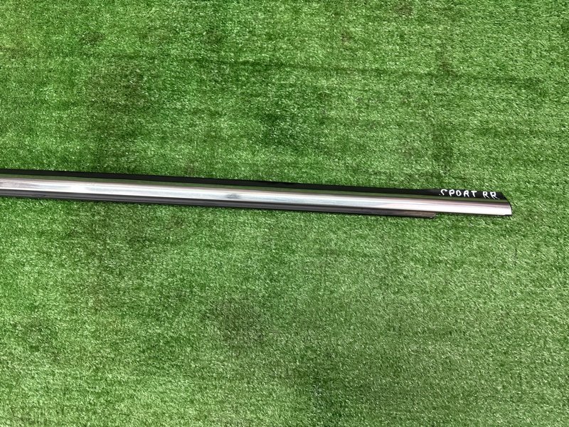 Уплотнитель стекла наружный (Бархотка) Kia Sportage 3 2015 SL