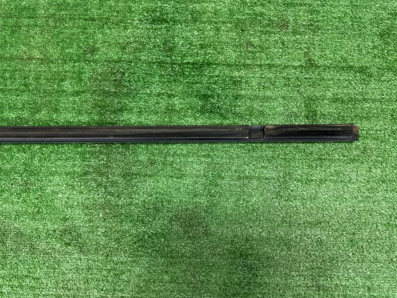 Уплотнитель стекла наружный (Бархотка) Kia Sportage 3 2015 SL