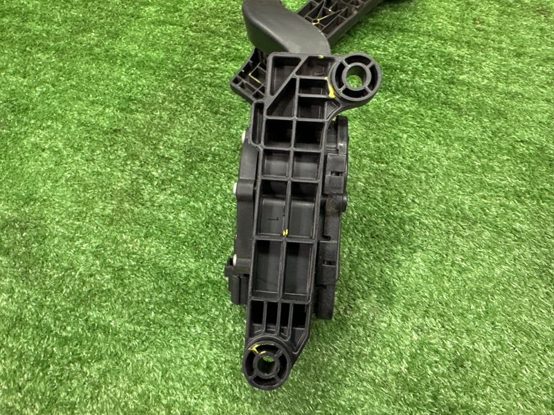 Педаль газа Kia Sportage 3 2015 SL