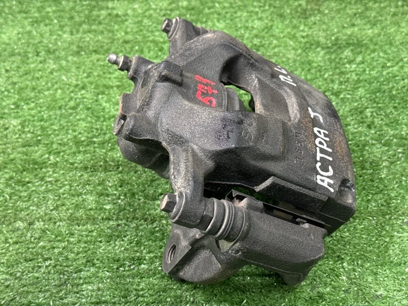 Суппорт тормозной Opel Astra J