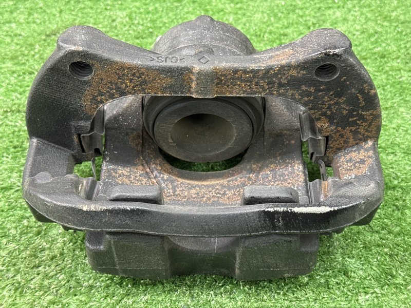 Суппорт тормозной Opel Astra J