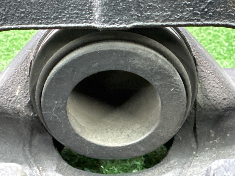 Суппорт тормозной Opel Astra J