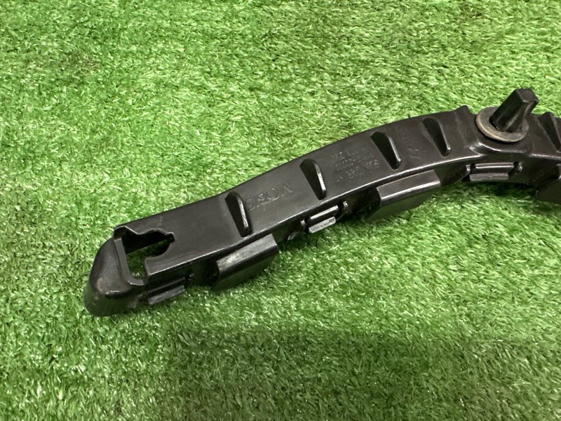 Кронштейн бампера Kia Sportage 3 2015 SL