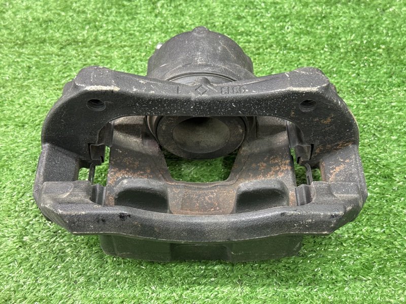 Суппорт тормозной Opel Astra J