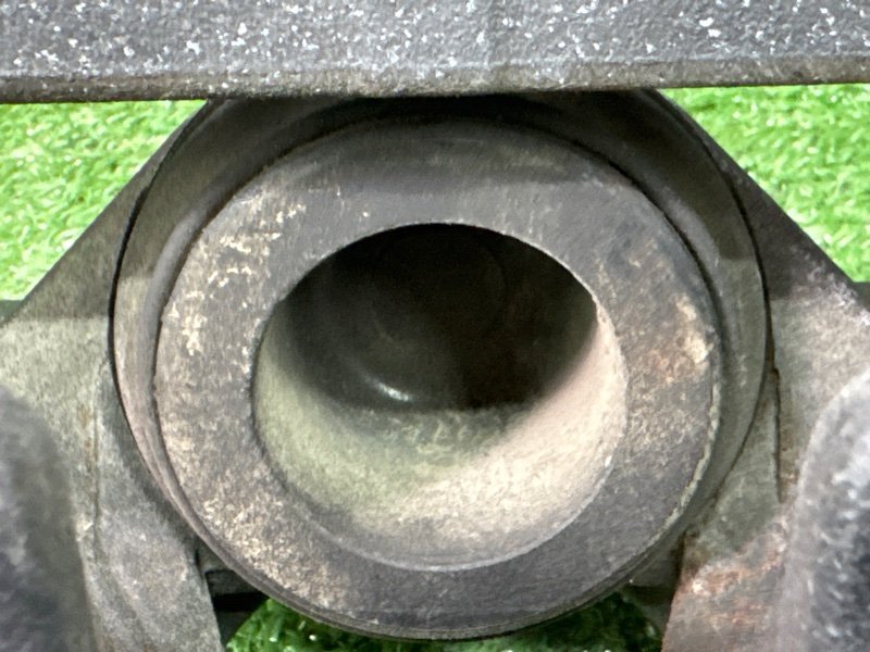 Суппорт тормозной Opel Astra J