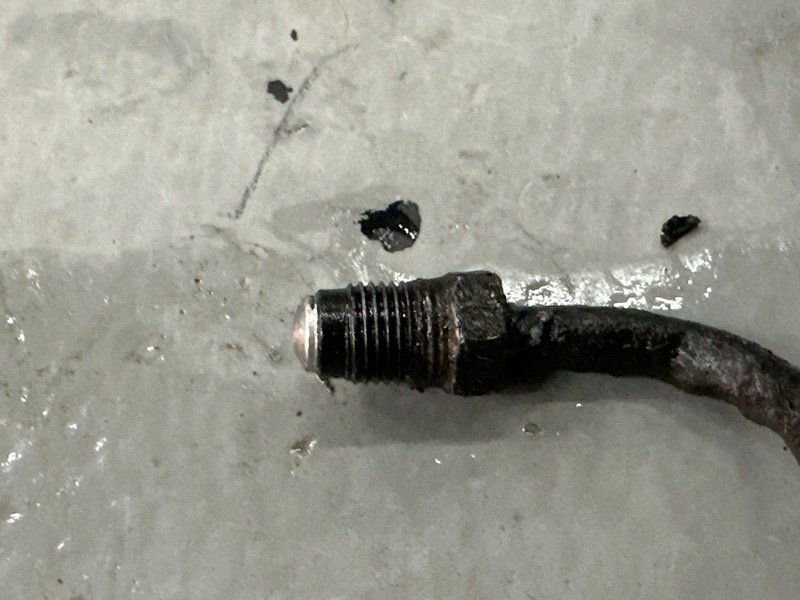 Трубка топливная тормозная (топливопровод, магистраль) Kia Sportage 3 2015 SL