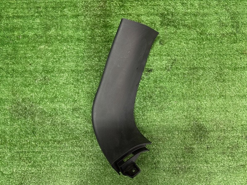 Обшивка крышки багажника Kia Sportage 3 2015 SL