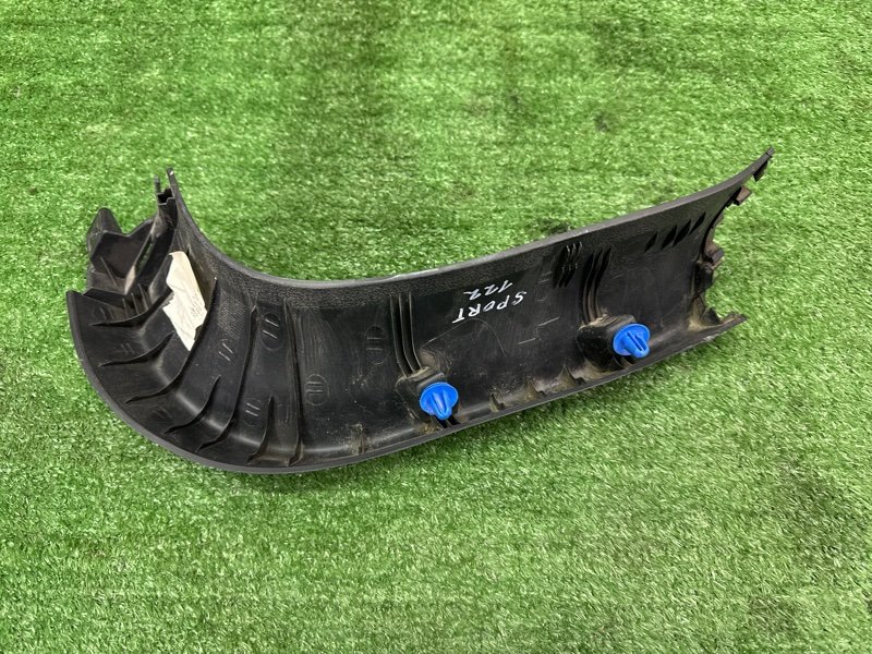 Обшивка крышки багажника Kia Sportage 3 2015 SL