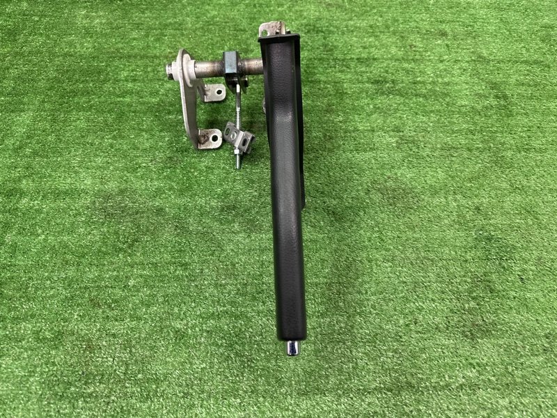 Рычаг стояночного тормоза (ручник) Kia Sportage 3 2015 SL