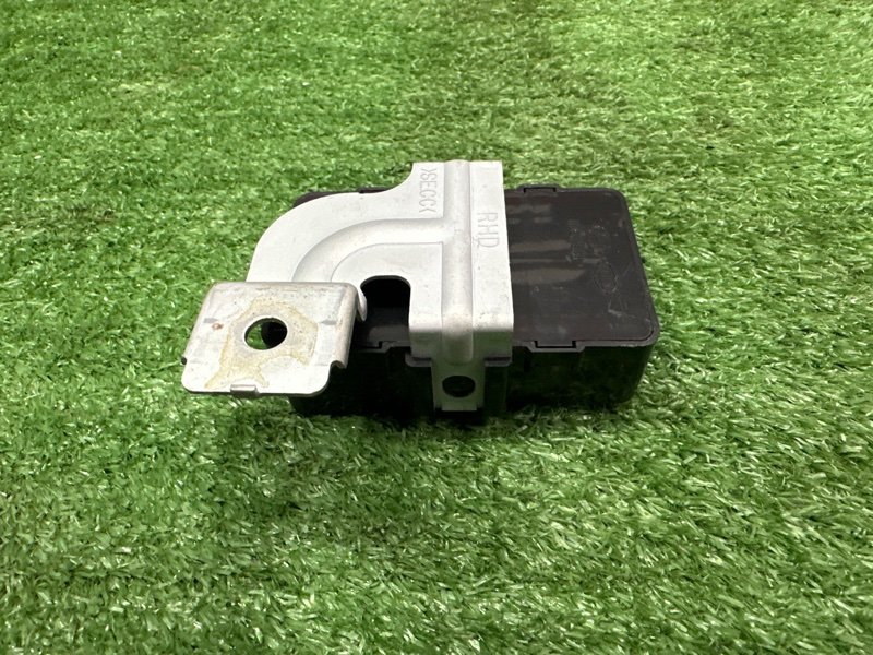 Блок реле Kia Sportage 3 2015 SL