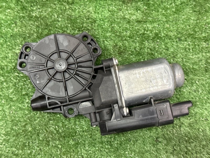 Мотор стеклоподъемника Kia Sportage 3 2015 SL