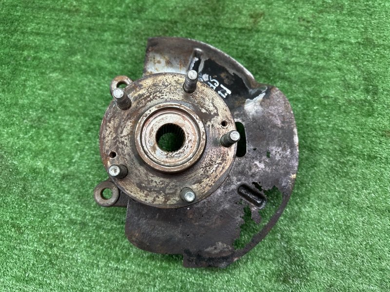 Кулак поворотный Kia Sportage 3 2015 SL