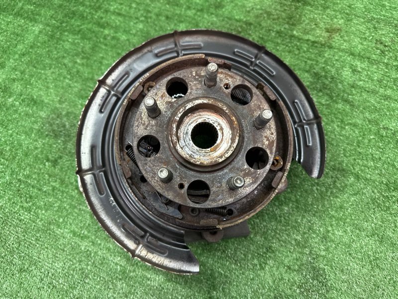 Кулак поворотный Kia Sportage 3 2015 SL