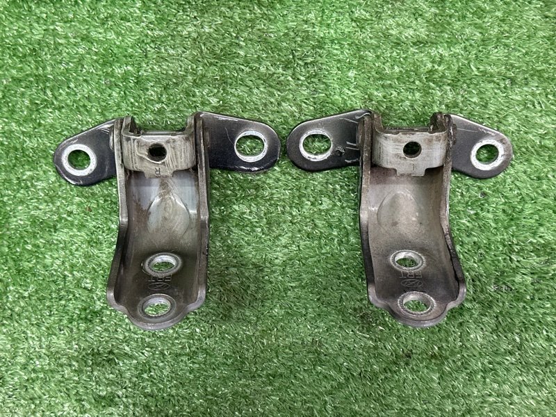 Петли двери Kia Sportage 3 2015 SL