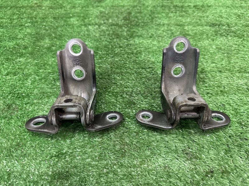 Петли двери Kia Sportage 3 2015 SL